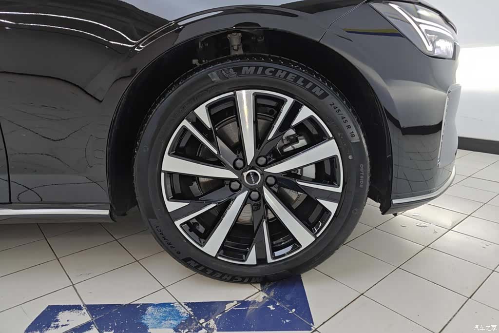 Volvo S90, 2026 6