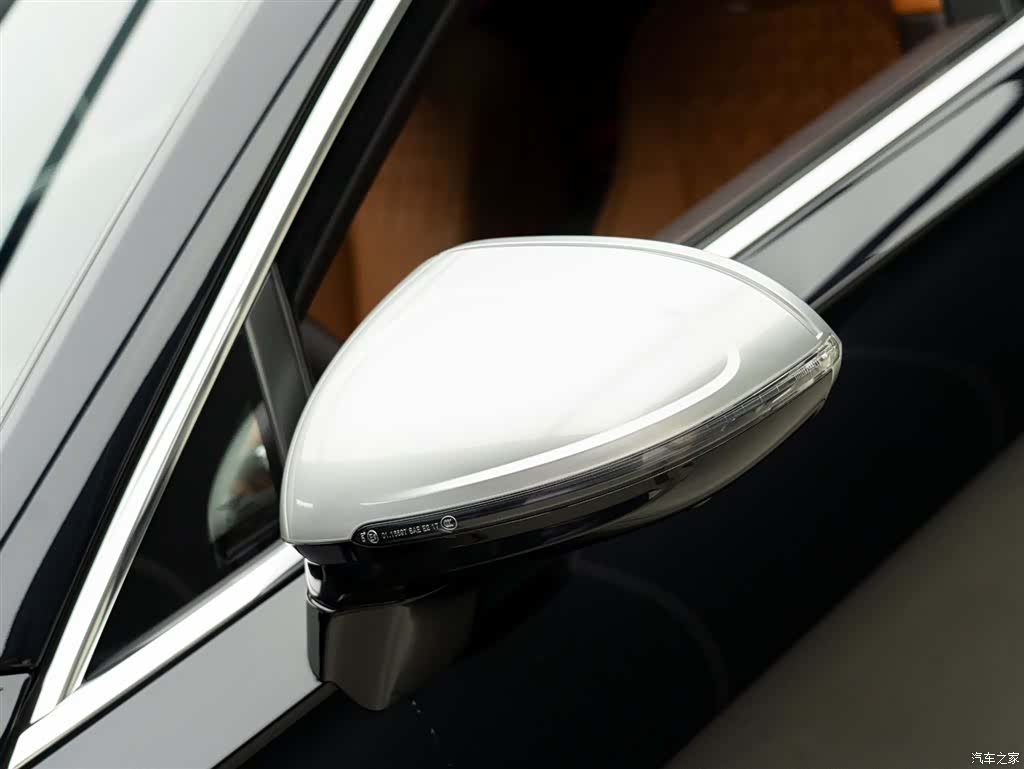 Bentley Flying Spur, 2022 6
