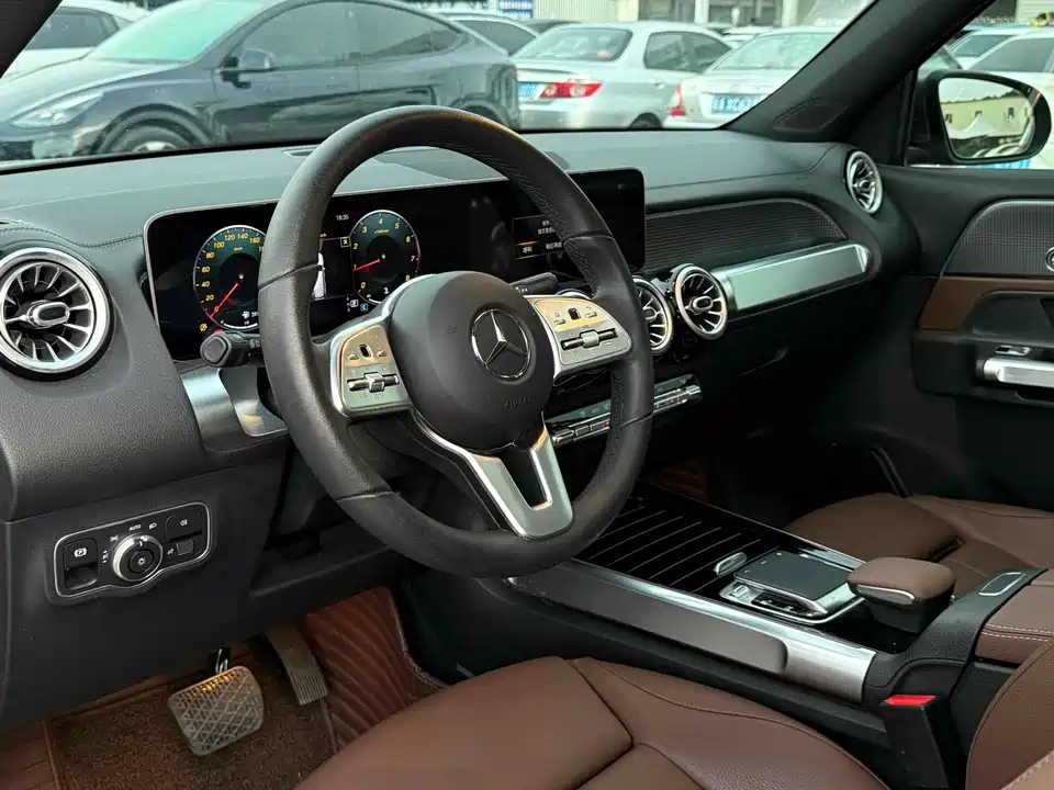 Mercedes-Benz GLB