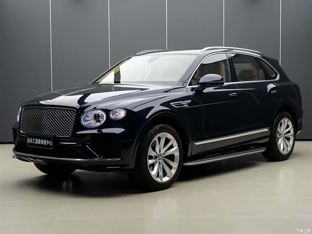 Bentley Bentayga, 2024 1