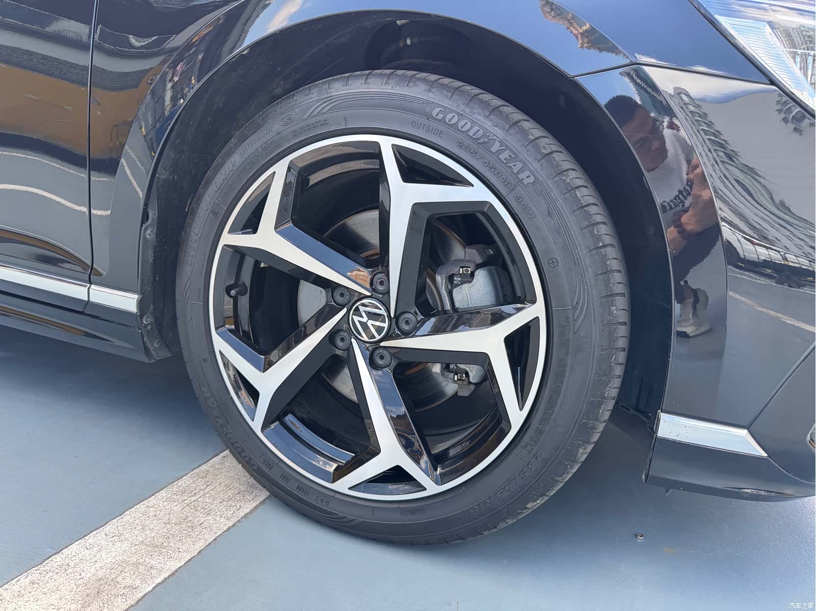 Volkswagen Magotan, 2023 16