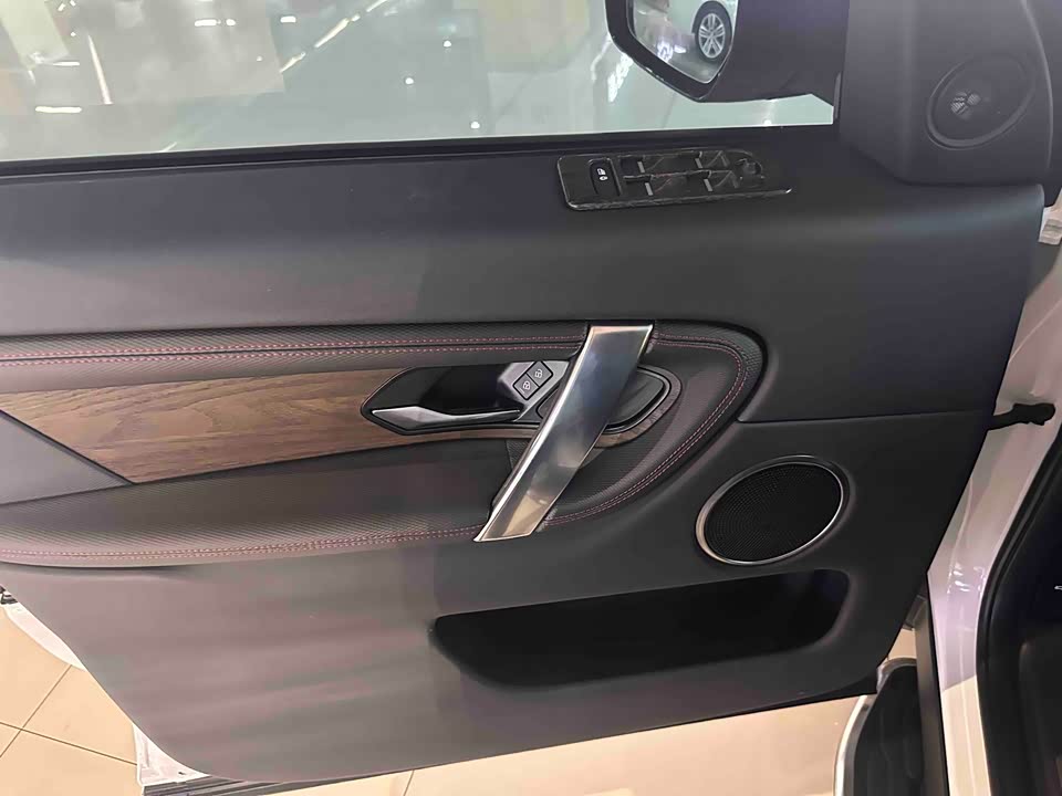 Land Rover Discover sports