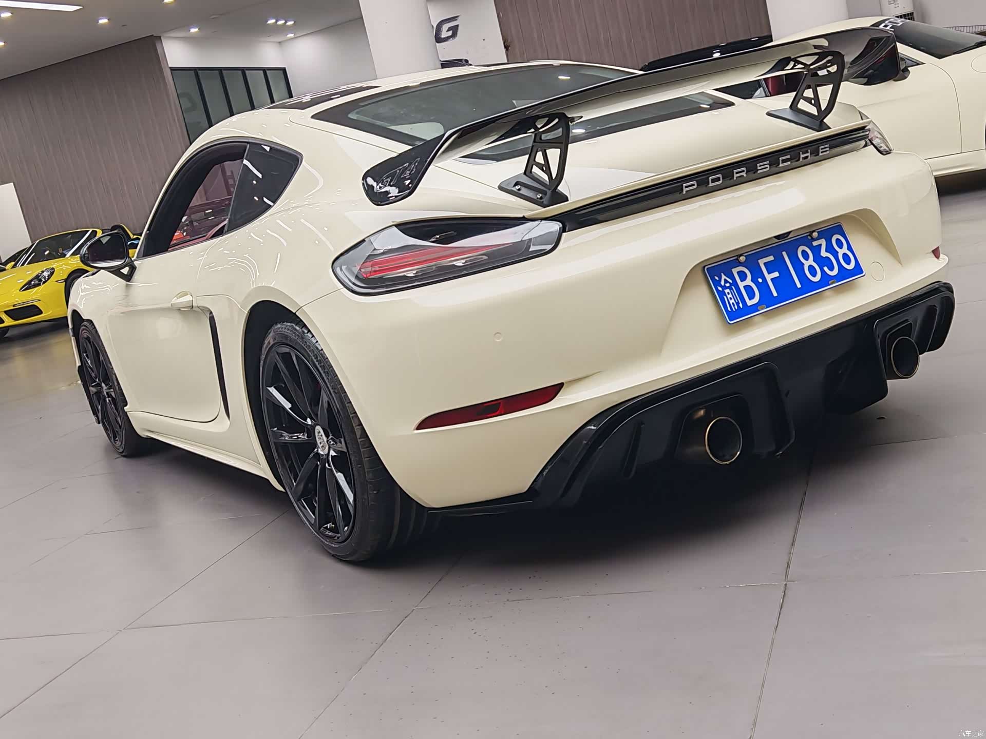 Porsche Cayman, 2017 8
