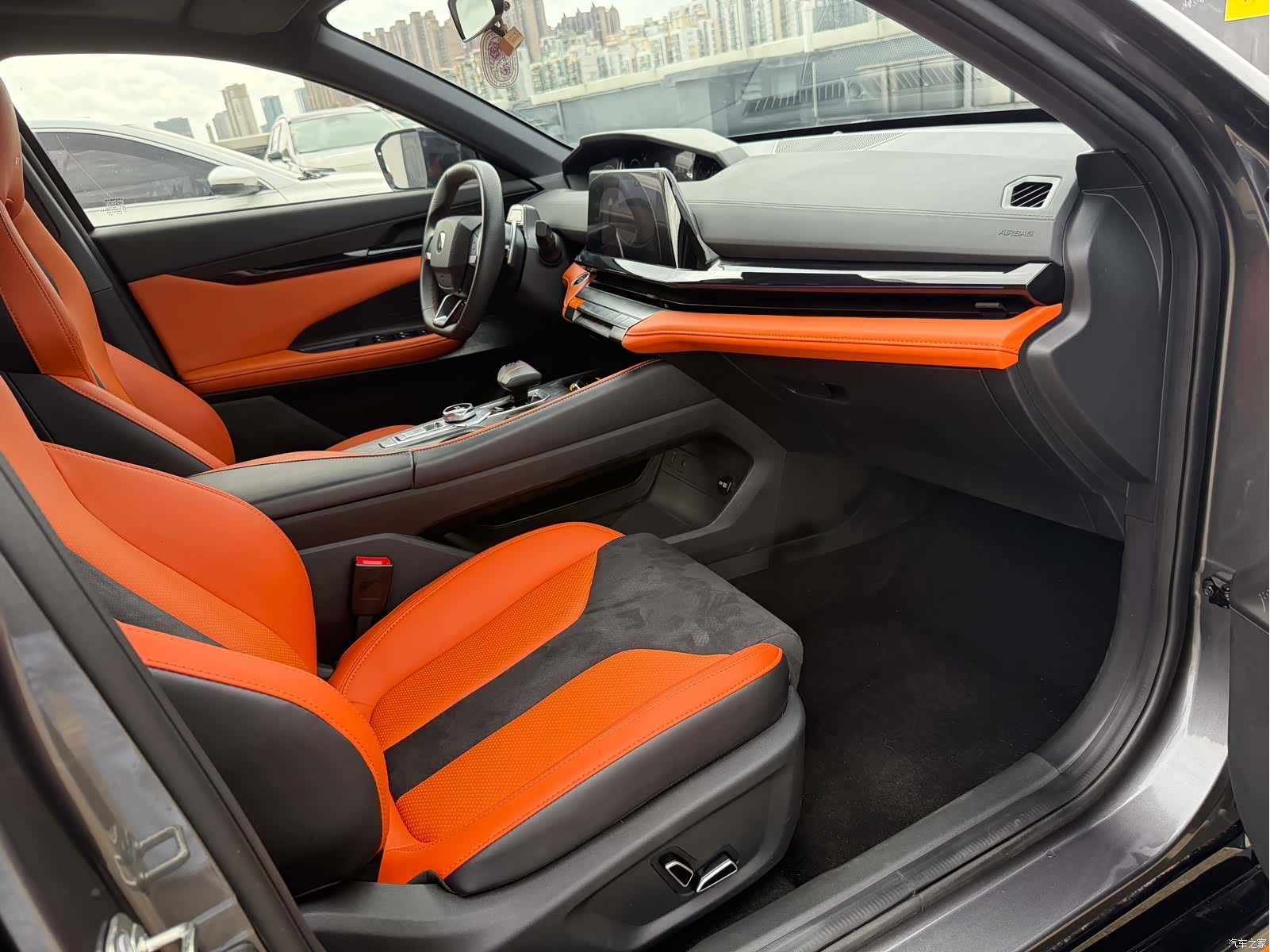 Changan UNI-V, 2023 10