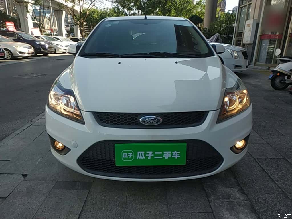 Ford Focus, 2015 3