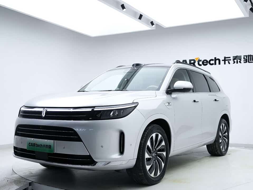 AITO Ask the world M7