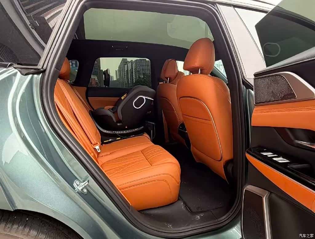 Xpeng G9, 2023 6