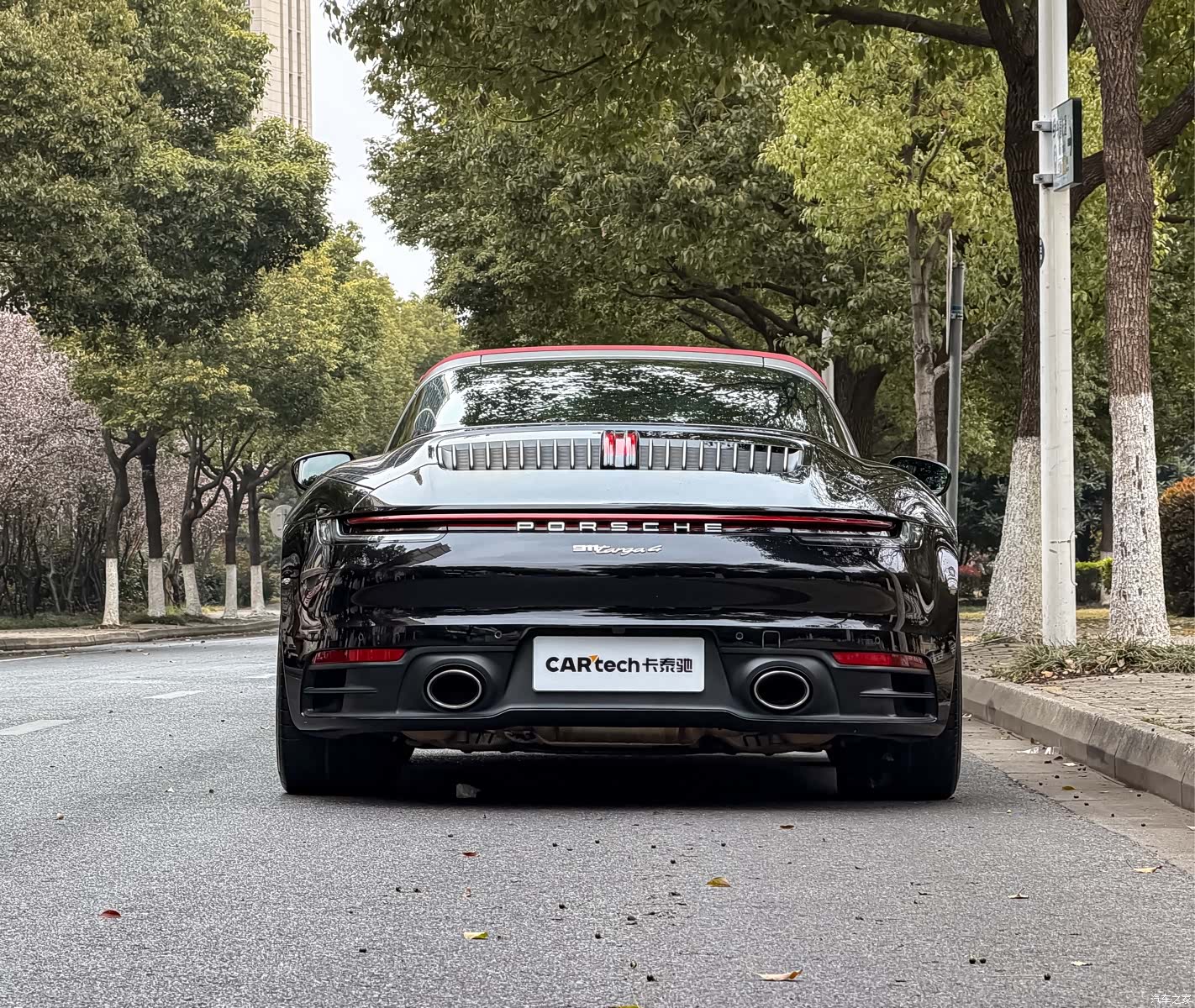 Porsche 911, 2022 18