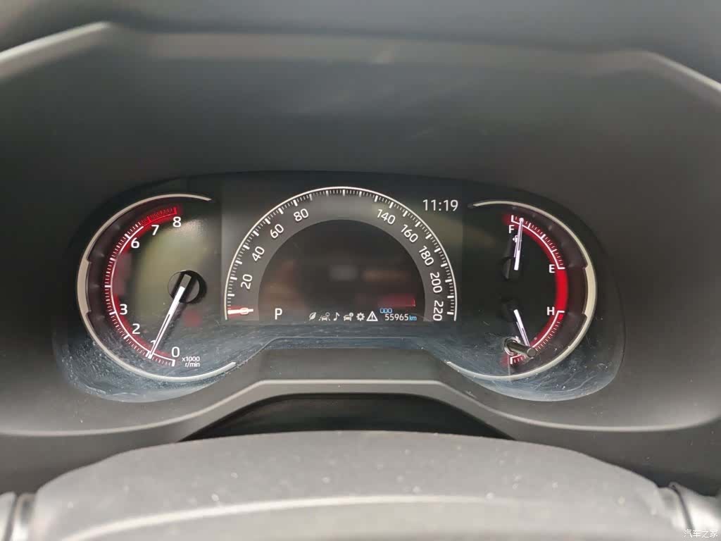 Toyota RAV4, 2021 4