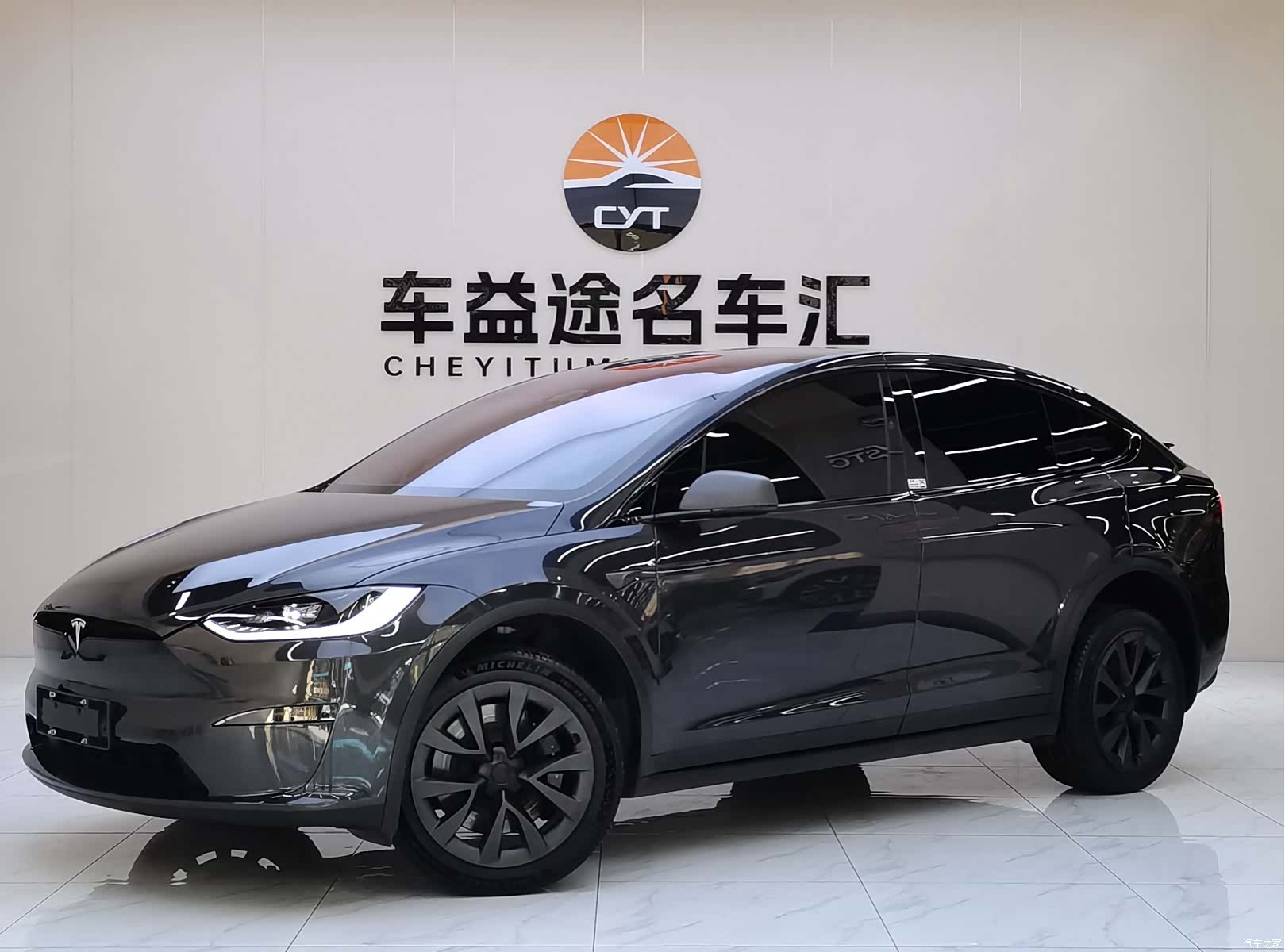 Tesla Model X, 2023 3