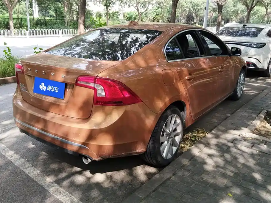 Volvo S60