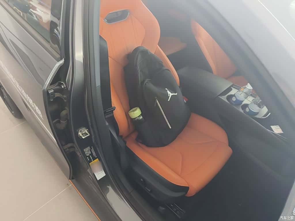 Changan UNI-V, 2025 25