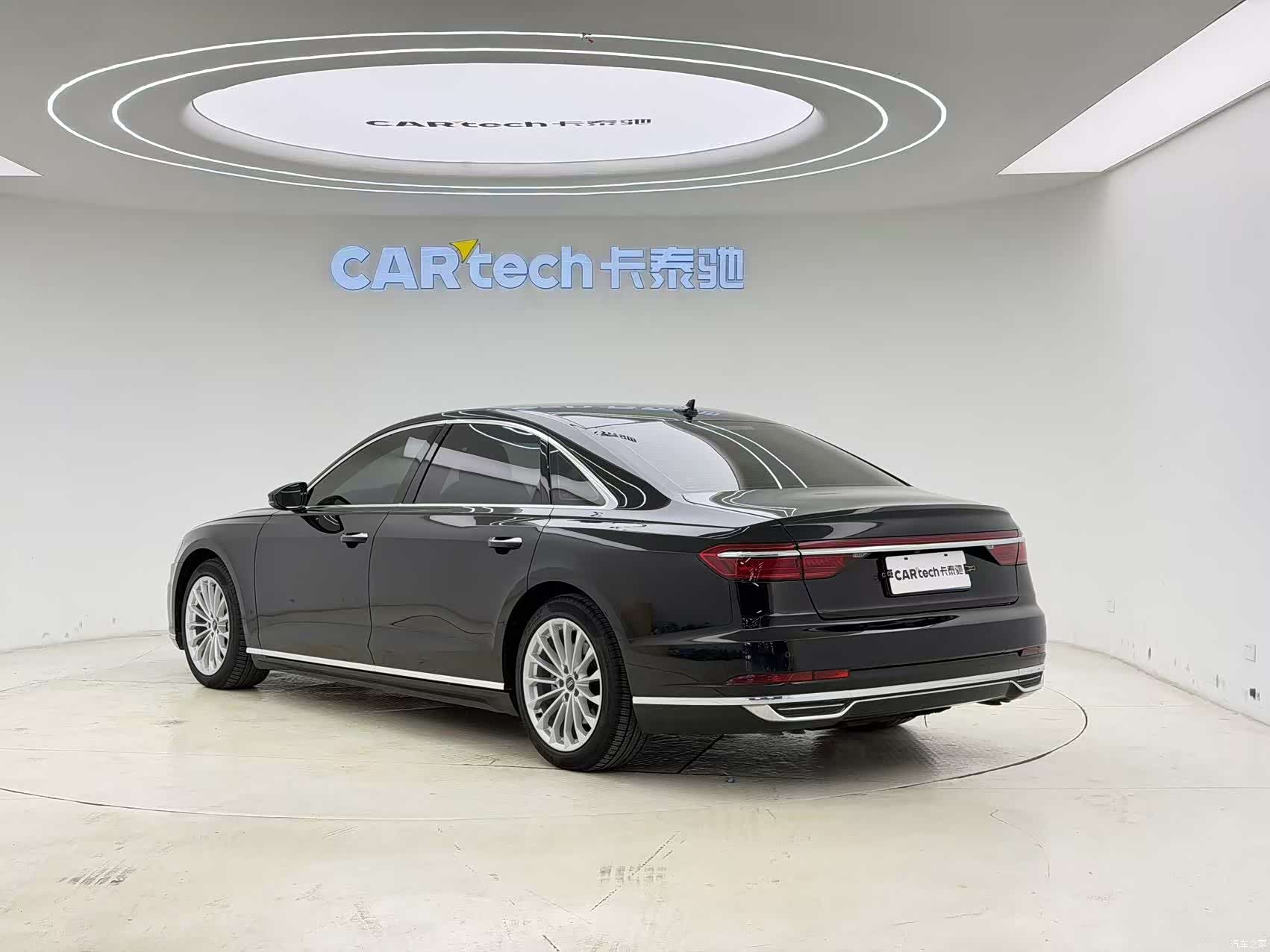 Audi A8L, 2022 6