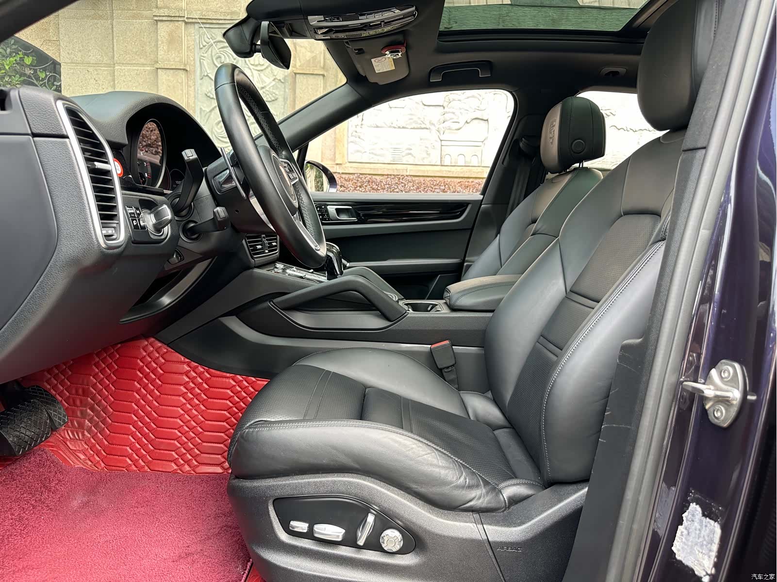 Porsche Cayenne, 2019 все фото