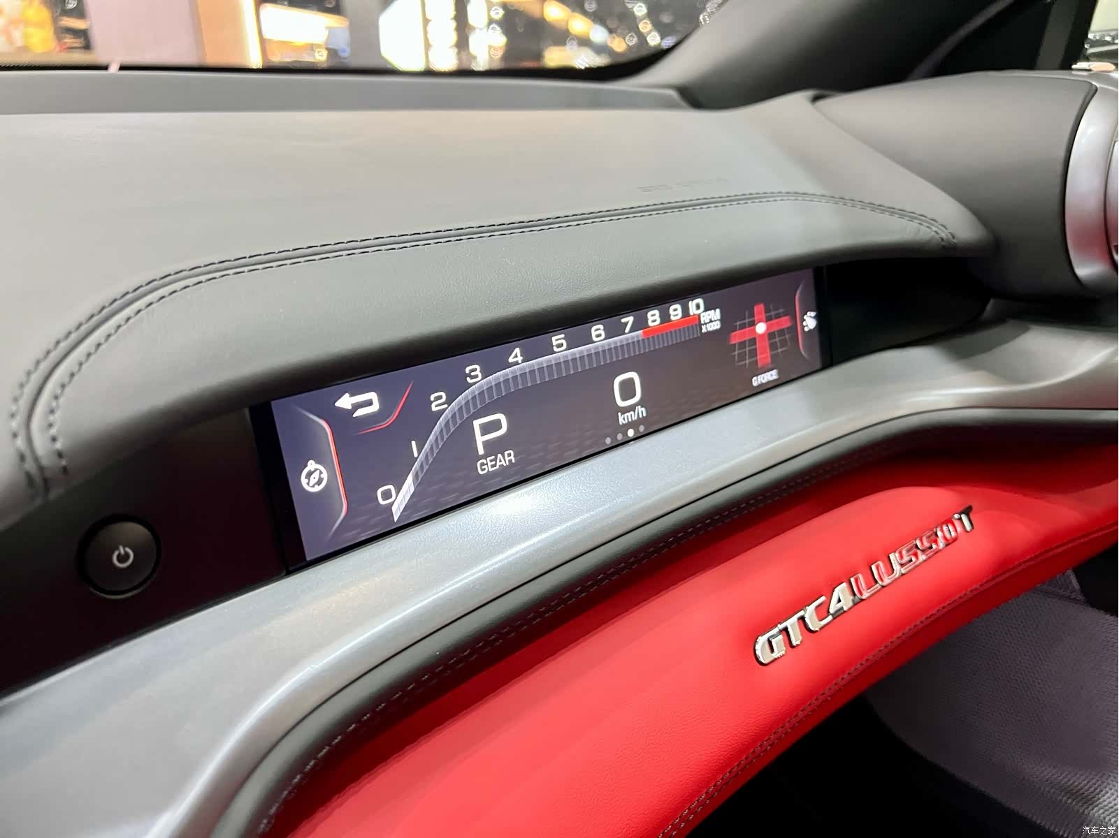 Ferrari GTC4Lus, 2018 13