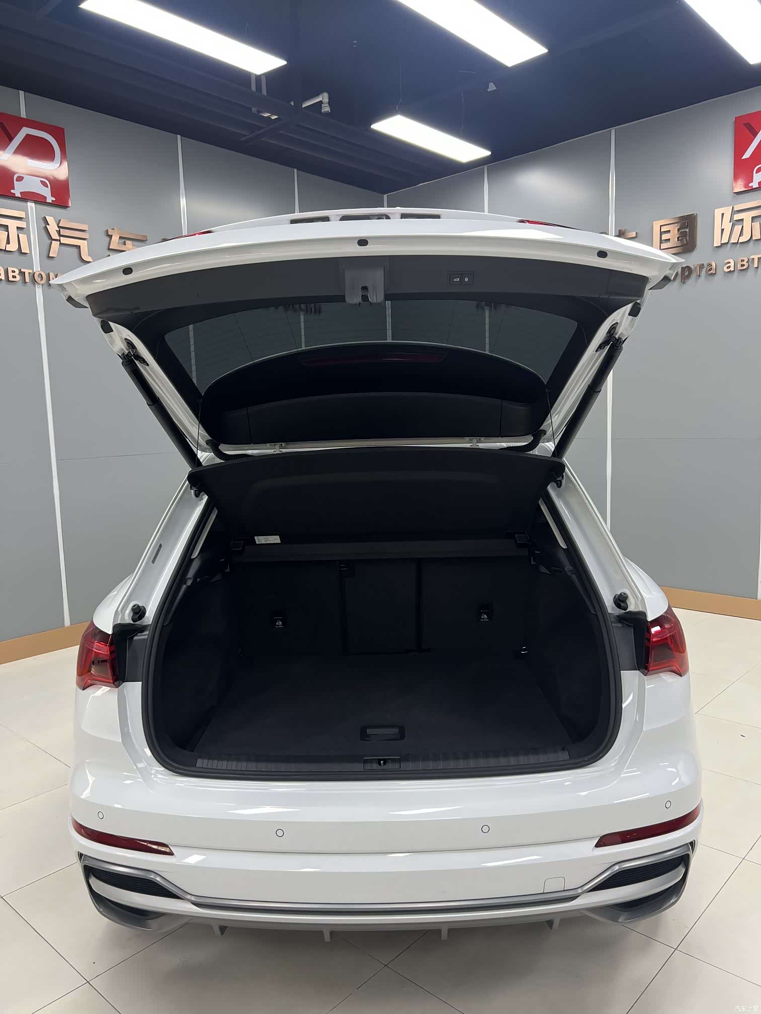 Audi Q3, 2022 20