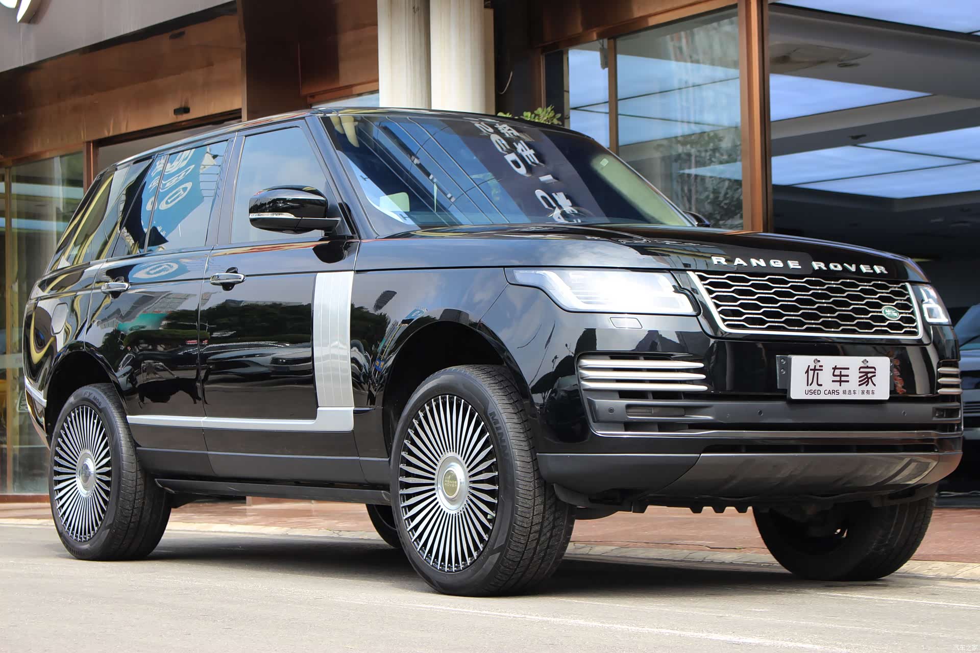 Land Rover Range Rover, 2019 3
