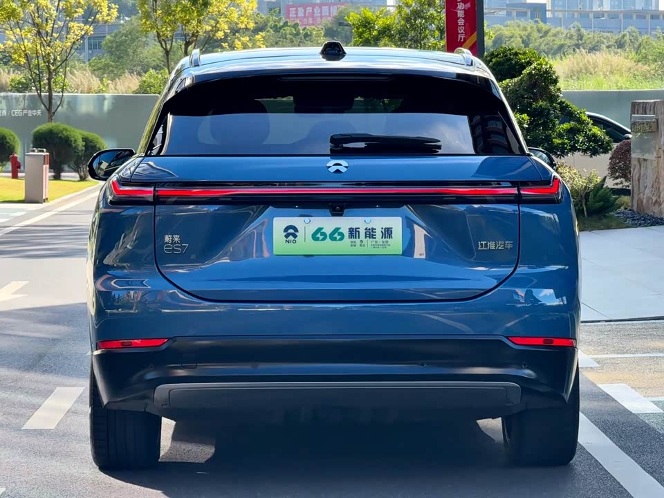 NIO ES7