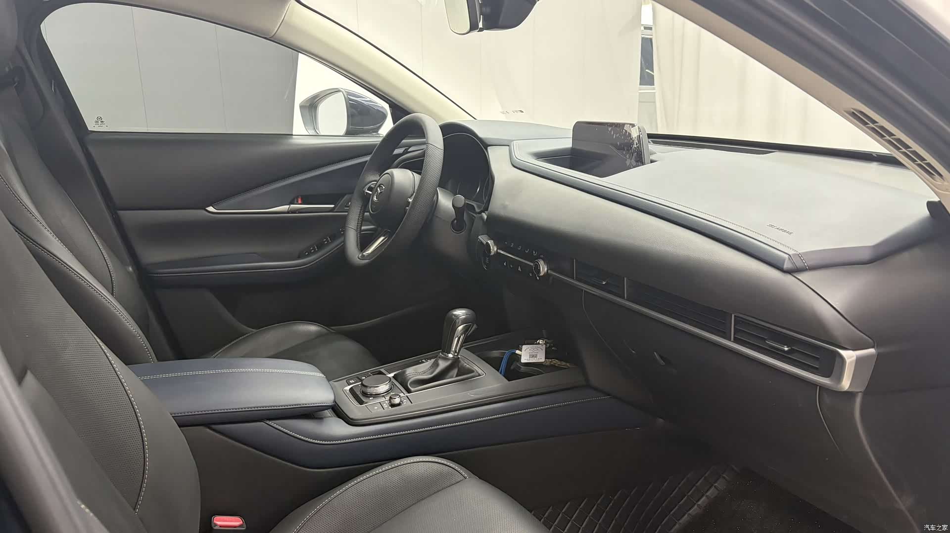 Mazda CX-30, 2022 22