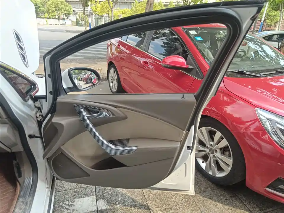 Buick Yinglang Buick Yinglang