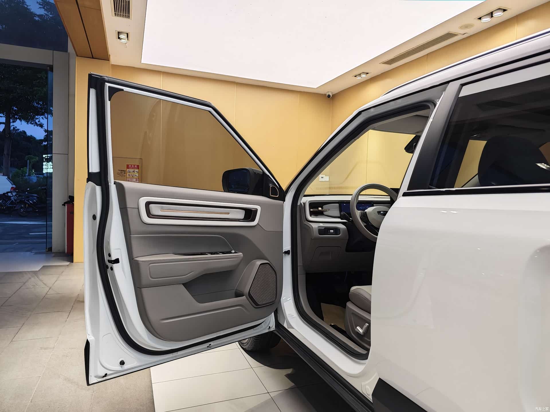 Geely Icon, 2025 8