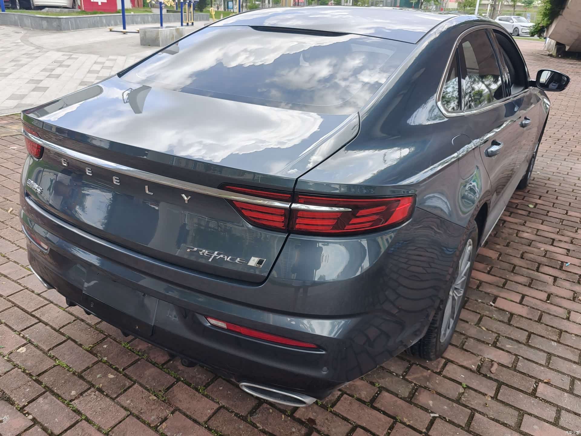 Geely Preface, 2022 10