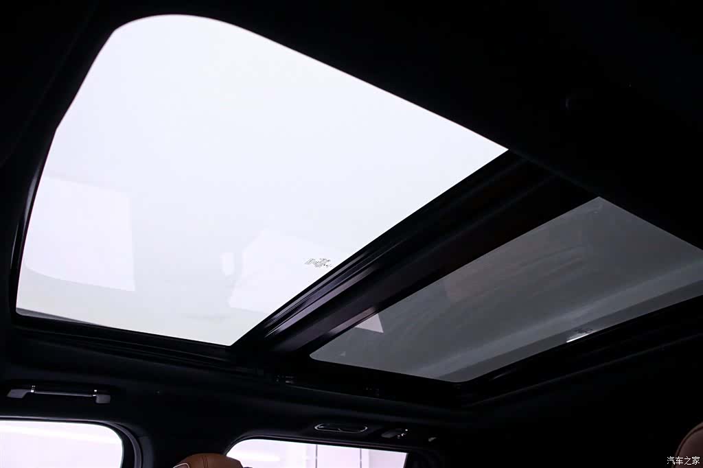 Lincoln Navigator, 2020 10