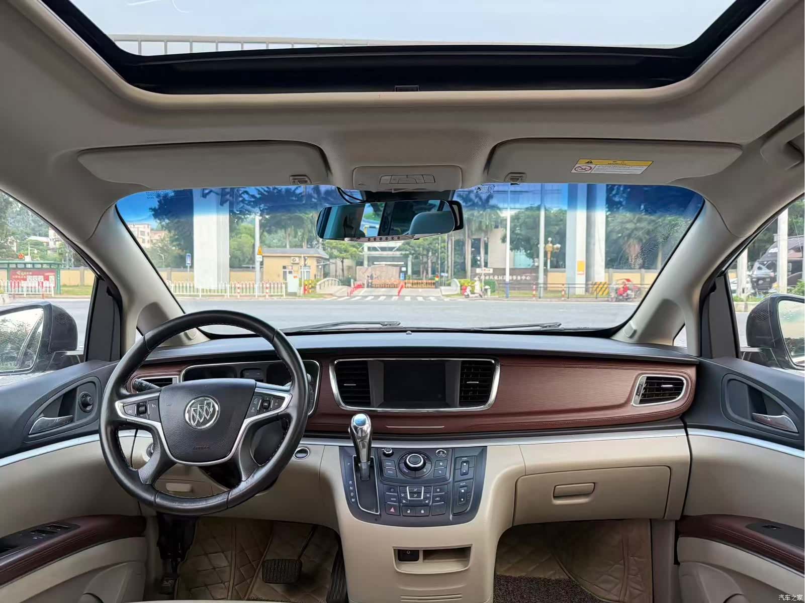 Buick GL8, 2019 9