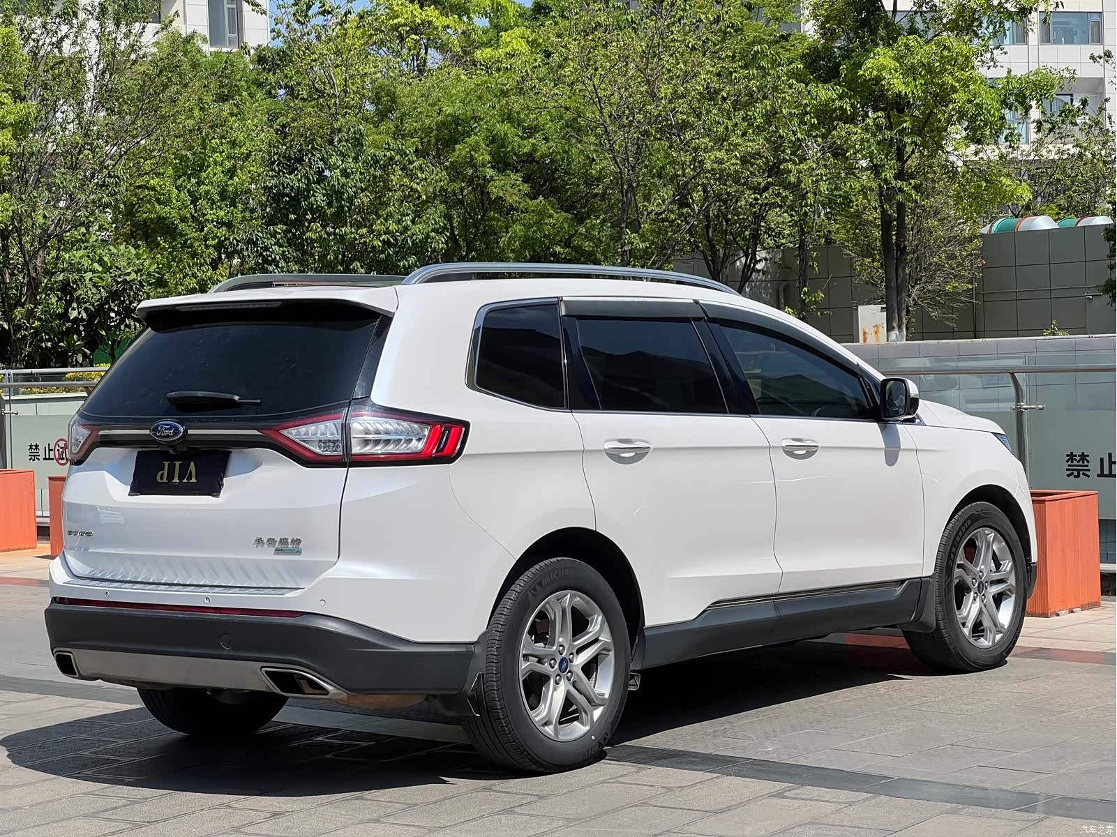 Ford Edge, 2019 18