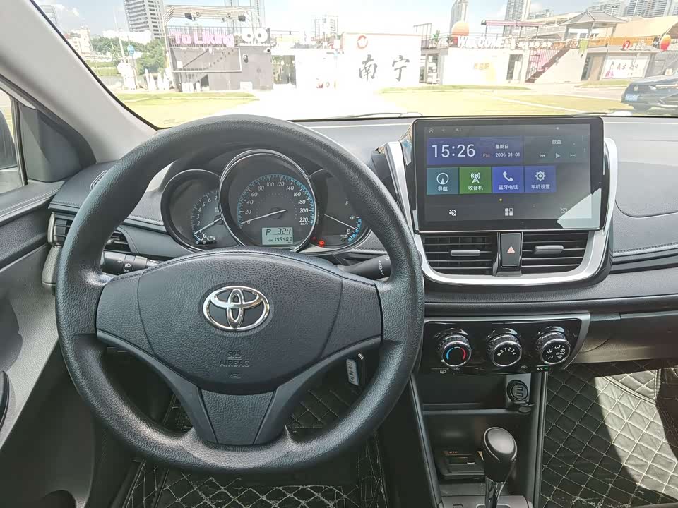 Toyota YARiS L to enjoy Toyota YARiS L to enjoy