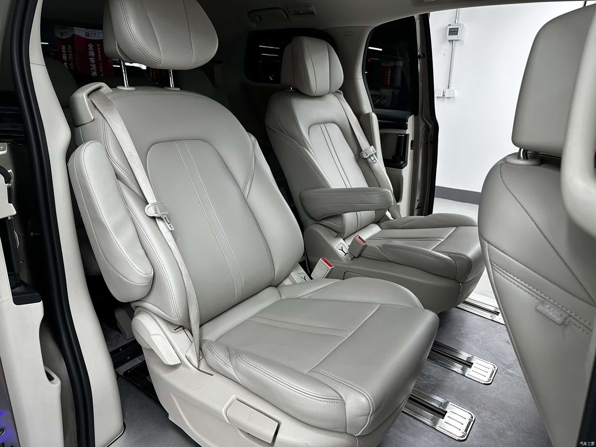 Buick GL8, 2020 12