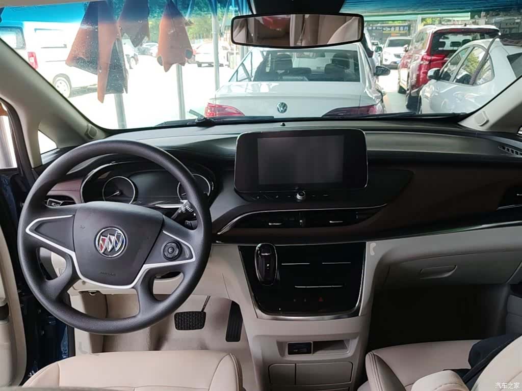 Buick GL8, 2022 9