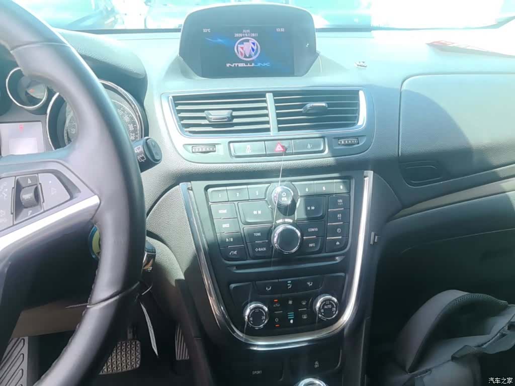 Buick Encore, 2015 9