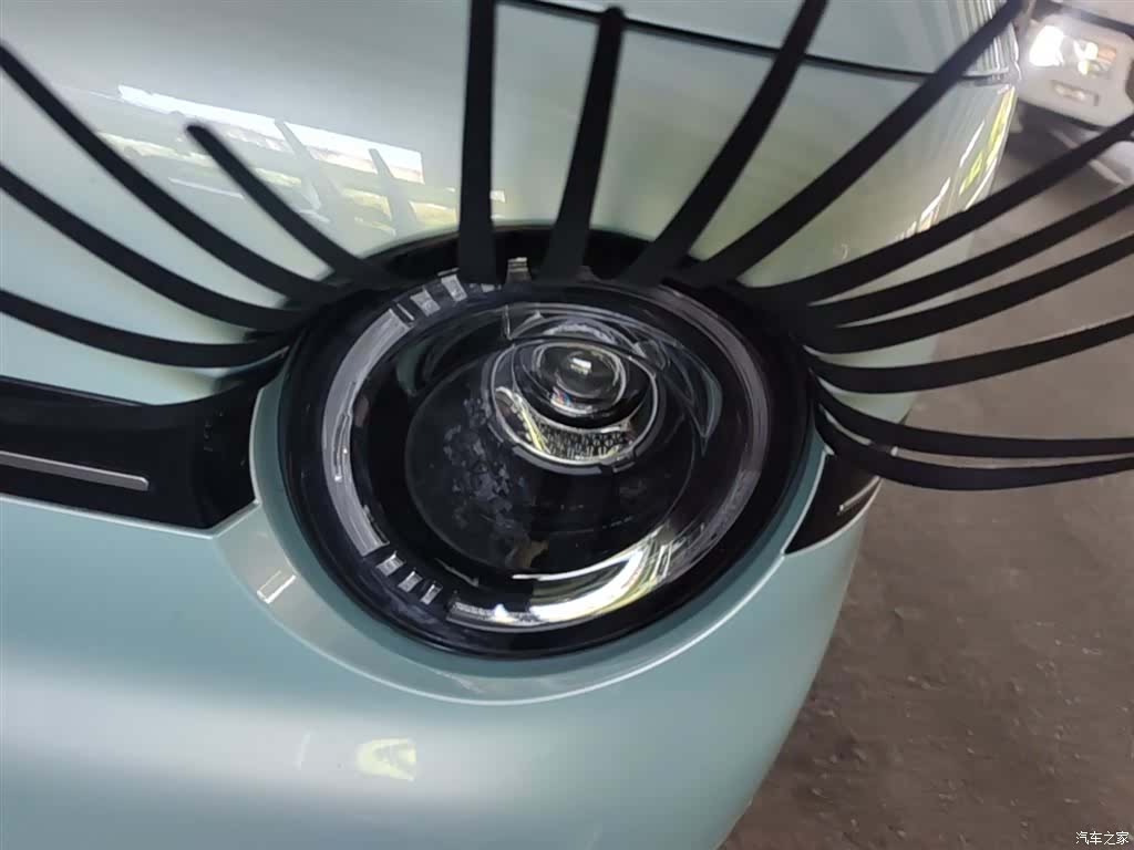 Geely Panda, 2025 24