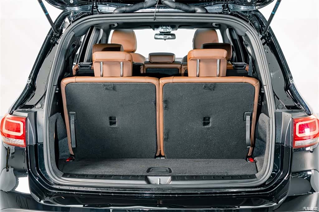 Mercedes-Benz GLB, 2023 22