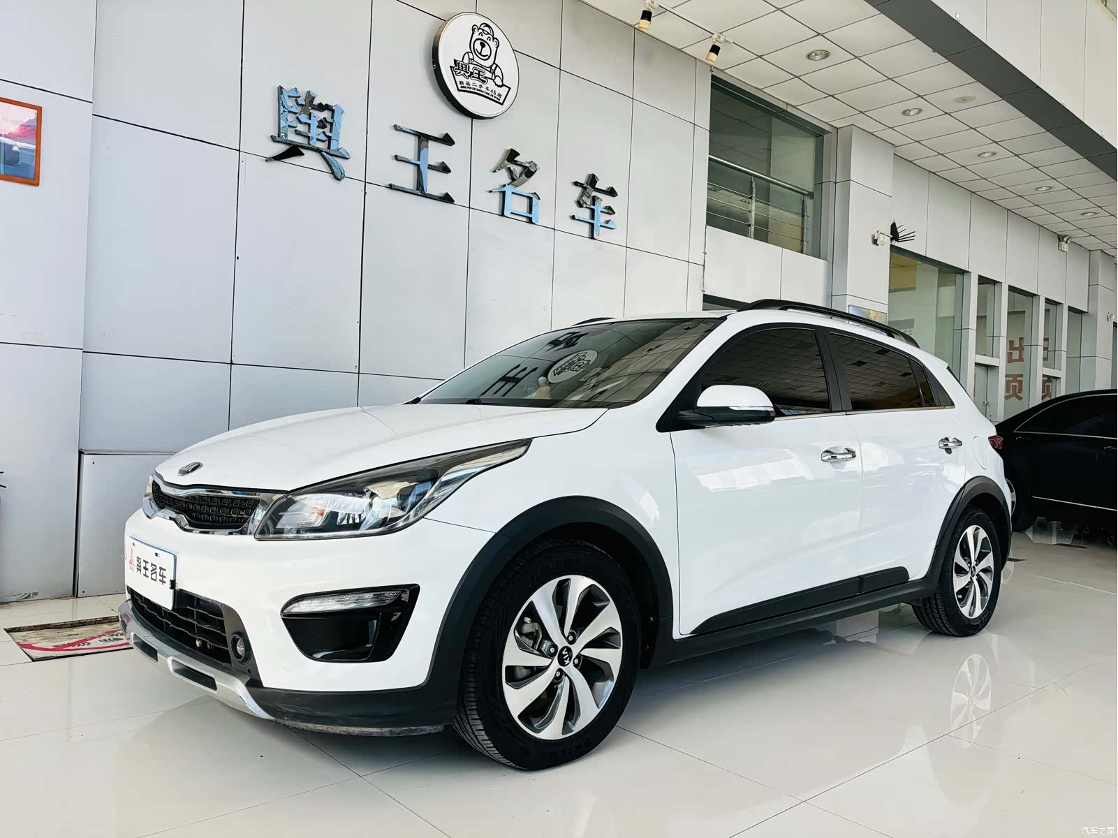 Kia KX, 2019 1