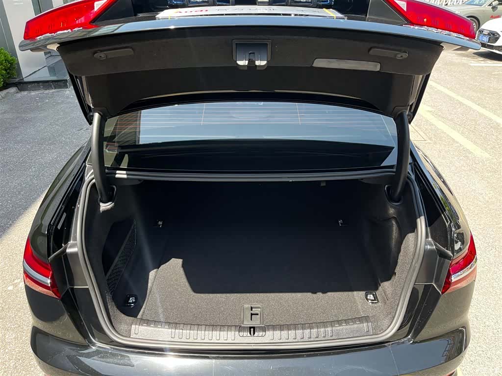 Audi A6L, 2020 8