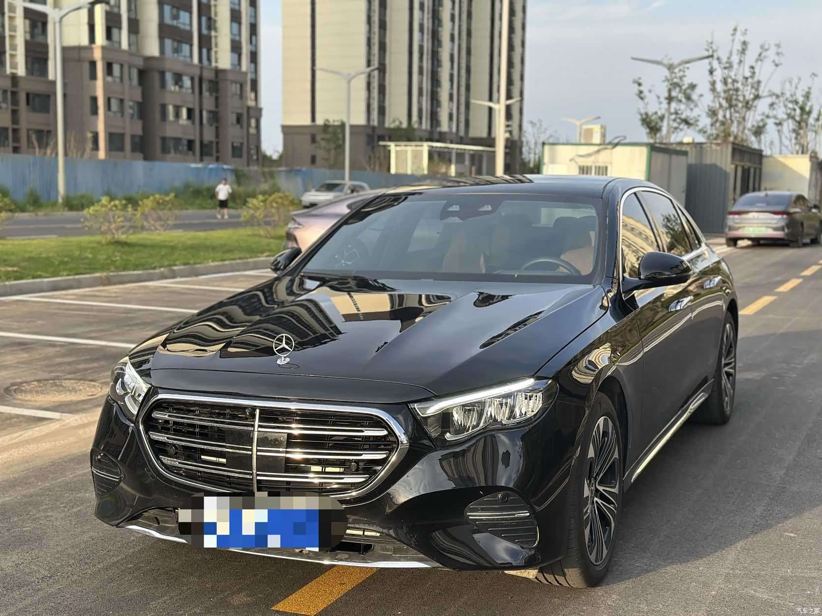 Mercedes-Benz E-Class, 2024 1
