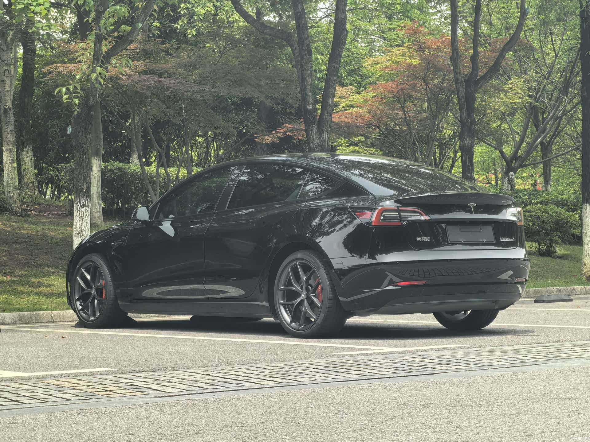 Tesla Model 3, 2022 13