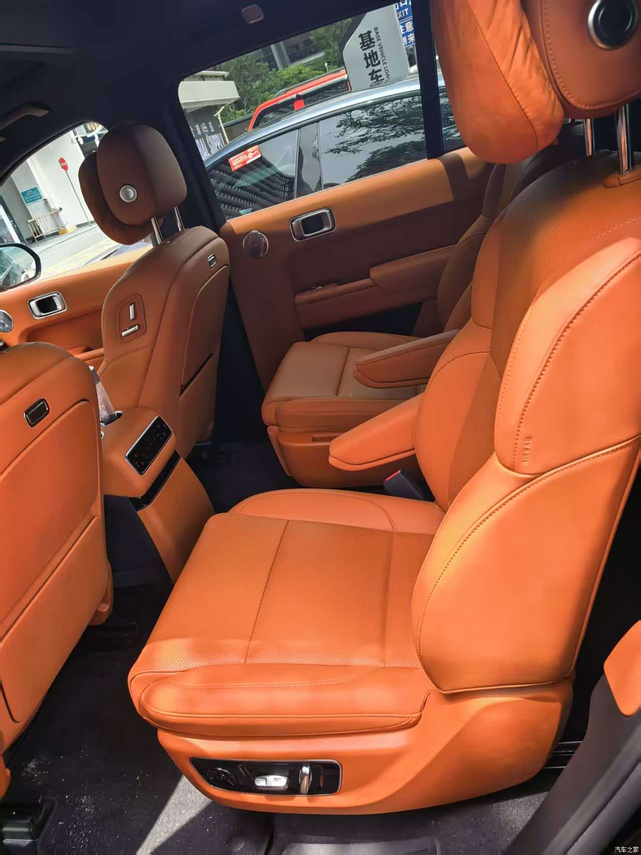 Li Auto L9, 2025 все фото