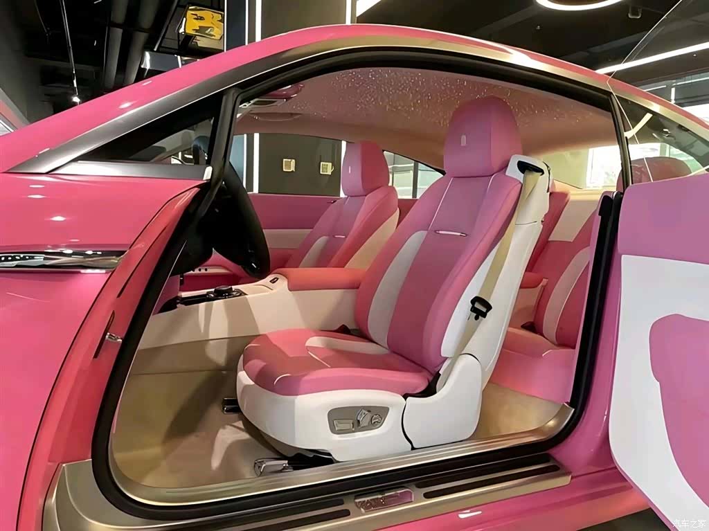 Rolls-Royce Wraith, 2018 9