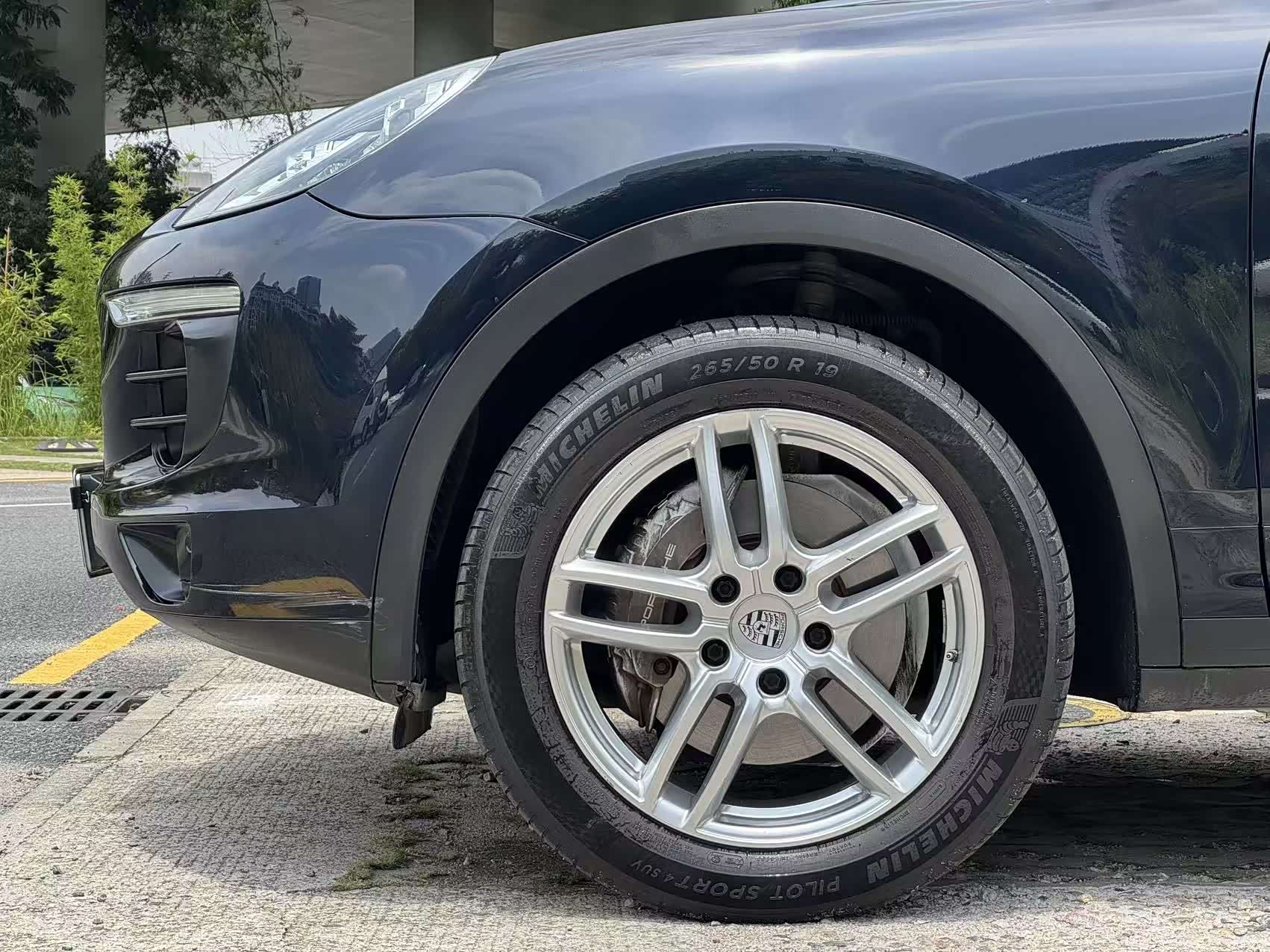 Porsche Cayenne, 2015 9