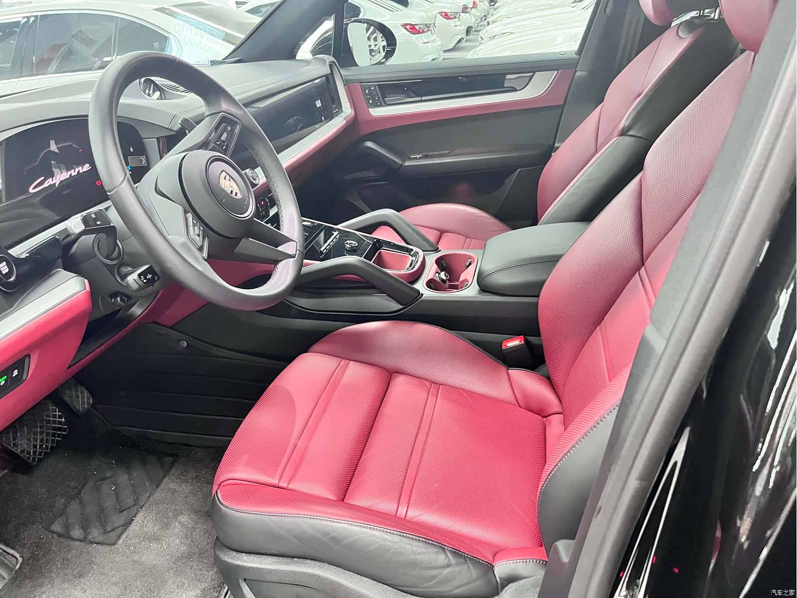 Porsche Cayenne, 2025 4