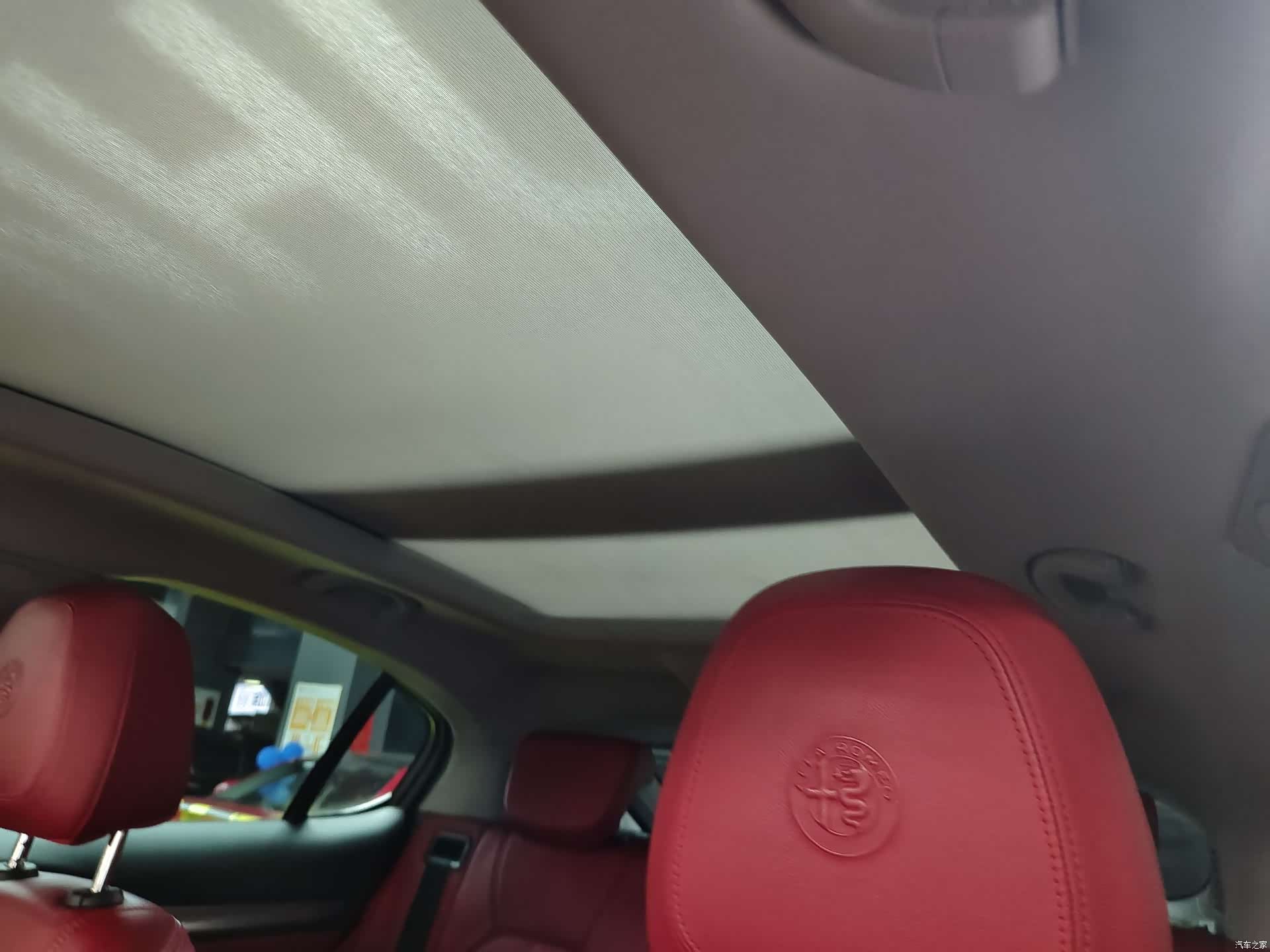 Alfa Romeo Stelvio, 2019 10