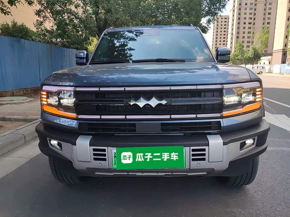 BYD Leopard 5 BYD Leopard 5