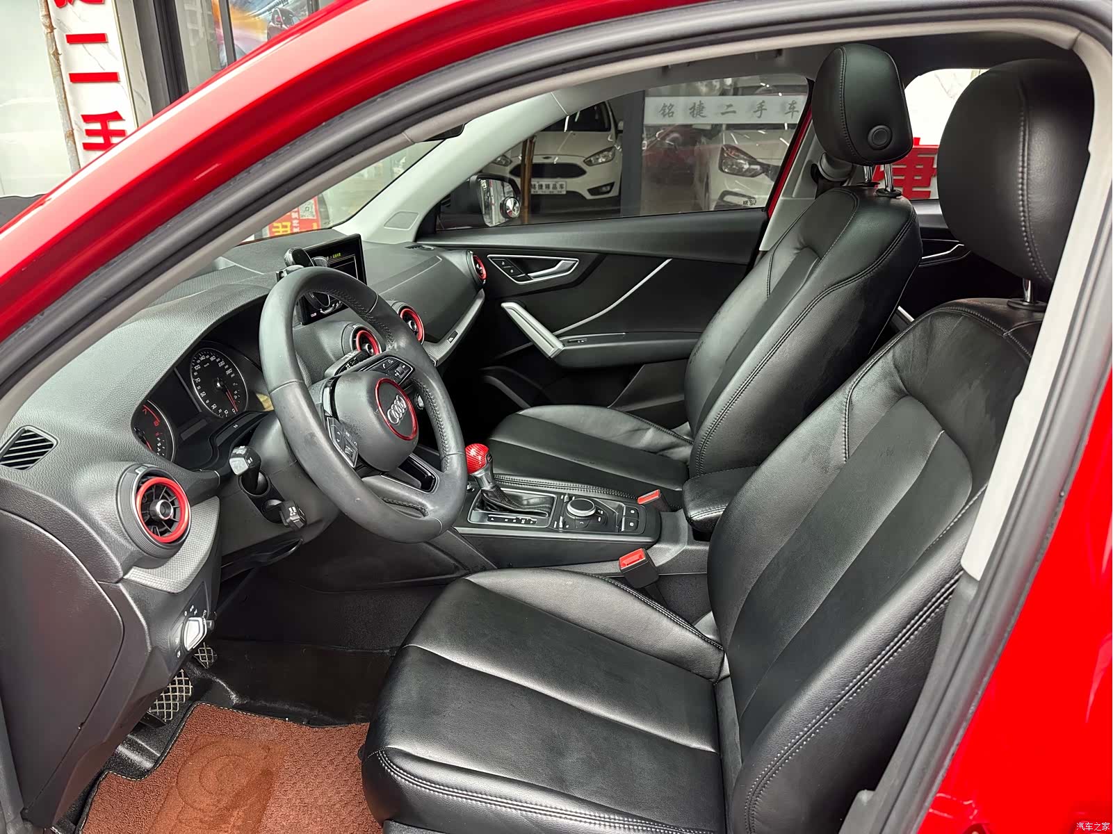 Audi Q2L, 2021 10