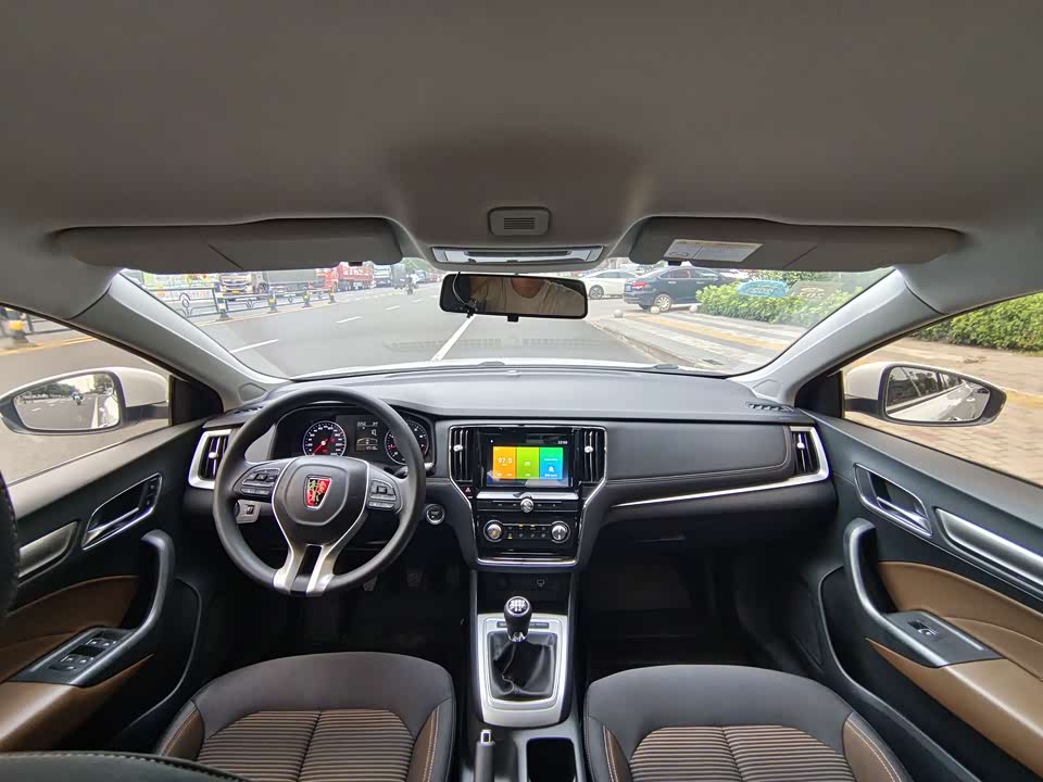 Roewe i6 Roewe i6