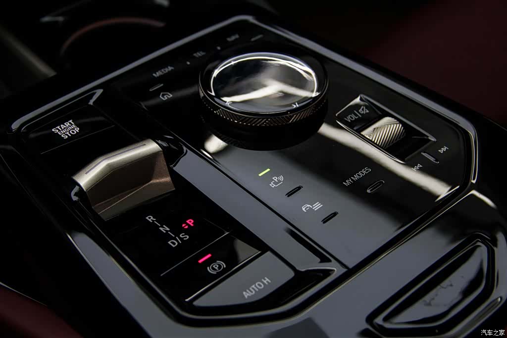 BMW 5 Series, 2025 21