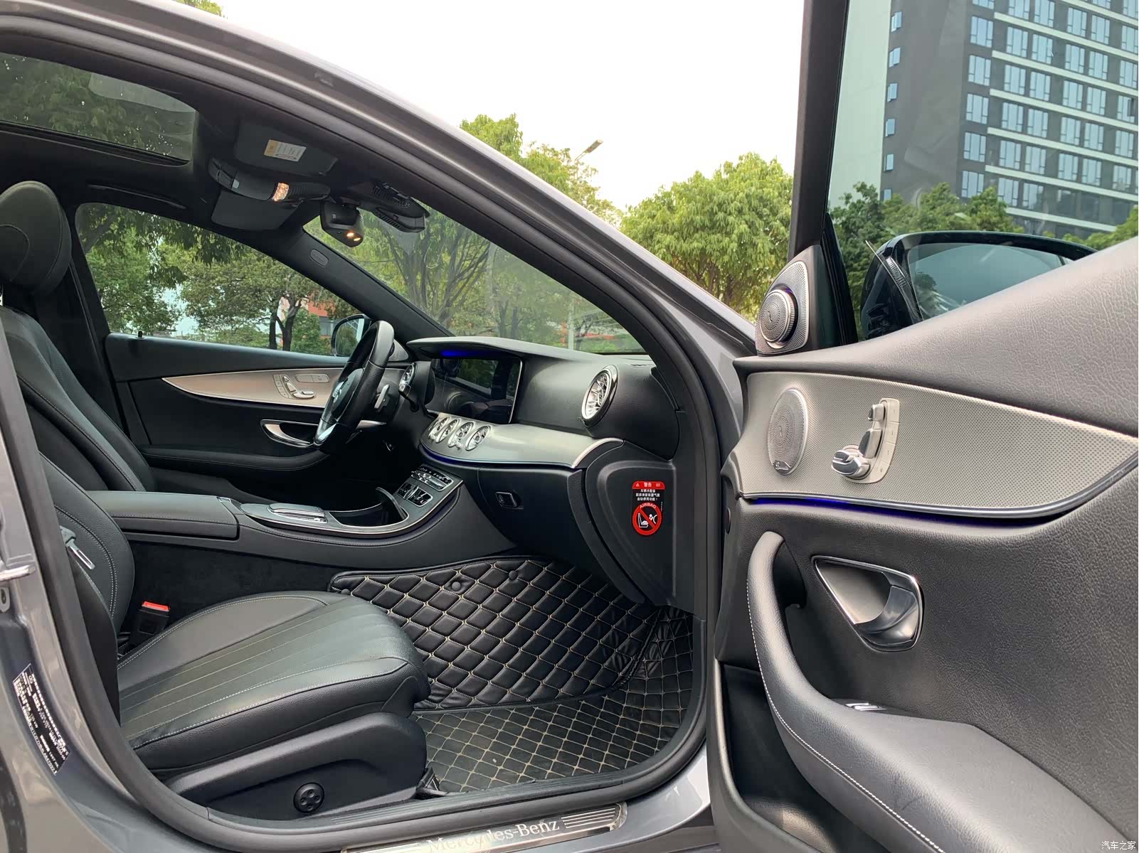 Mercedes-Benz E-Class, 2020 15