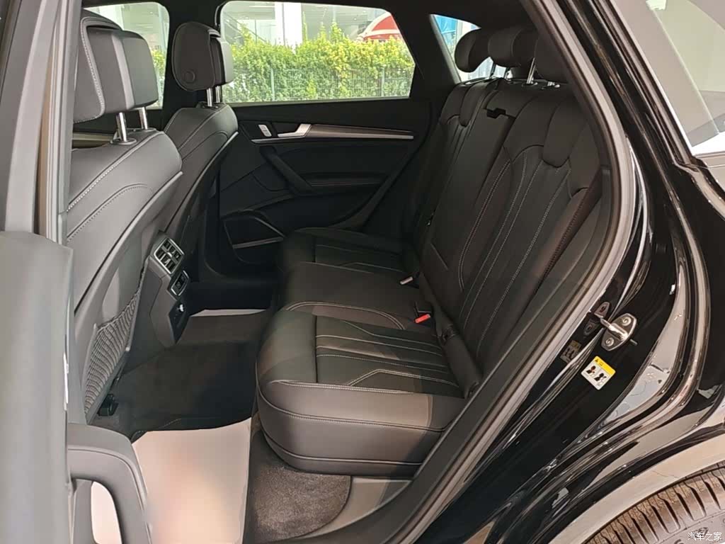 Audi Q5L, 2024 17